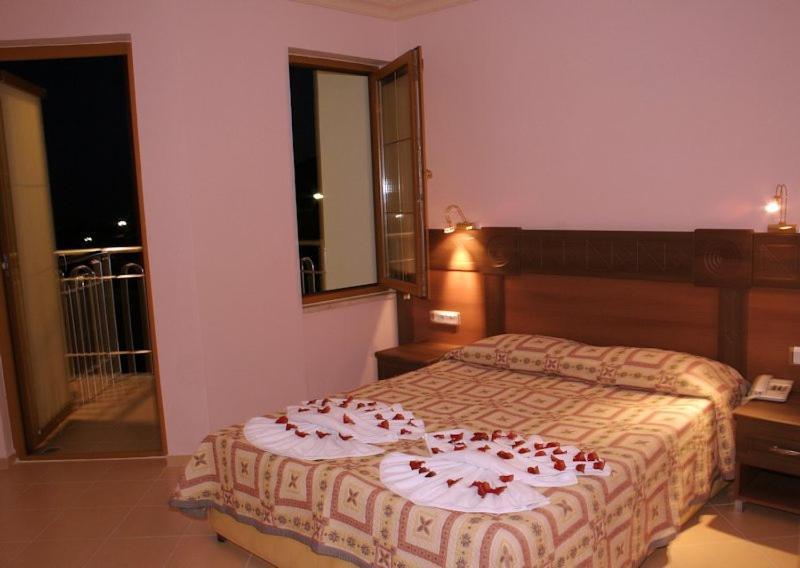 Oludeniz Beach Random Rooms By Lookbookholiday Exterior photo