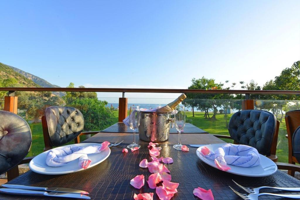 Oludeniz Beach Random Rooms By Lookbookholiday Exterior photo