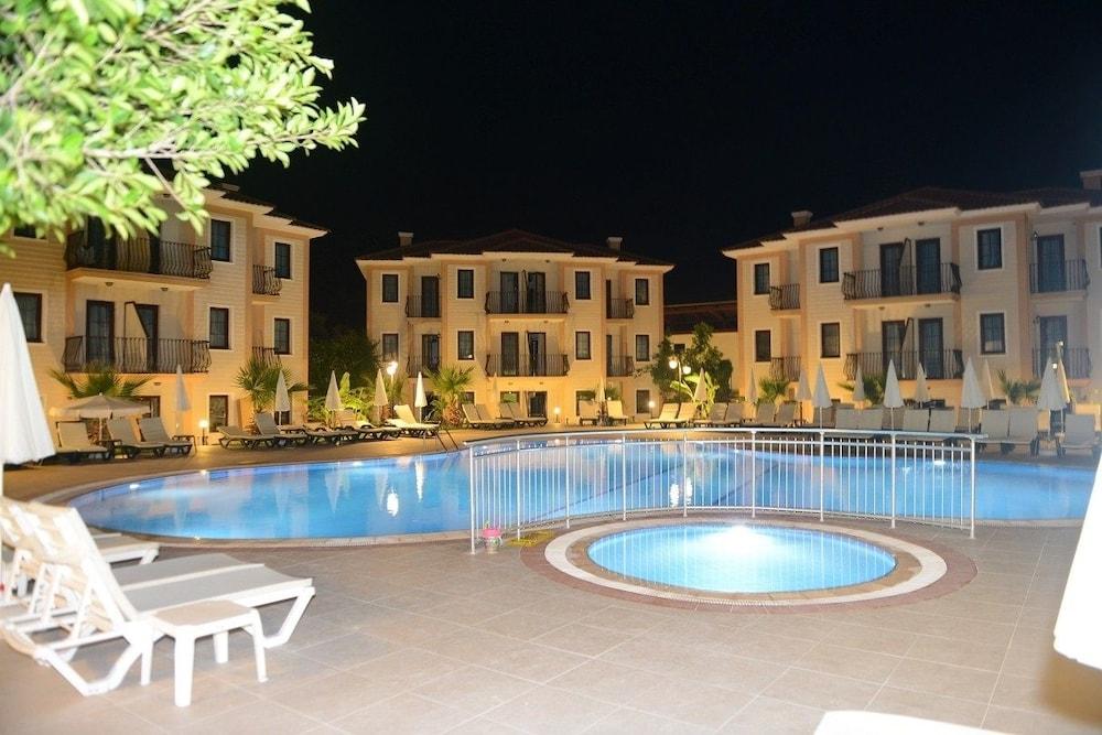 Oludeniz Beach Random Rooms By Lookbookholiday Exterior photo
