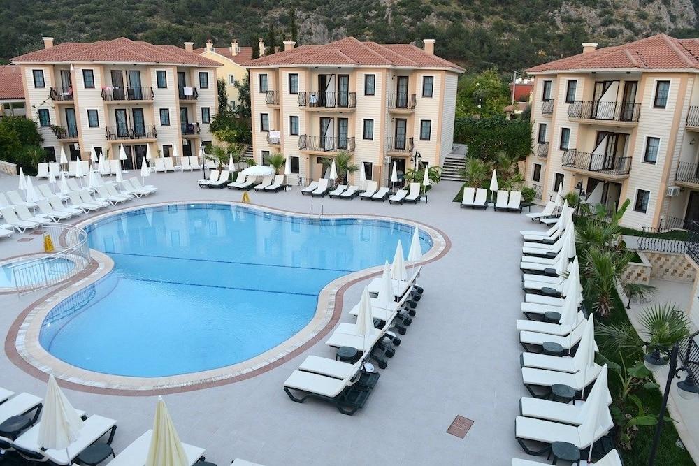 Oludeniz Beach Random Rooms By Lookbookholiday Exterior photo